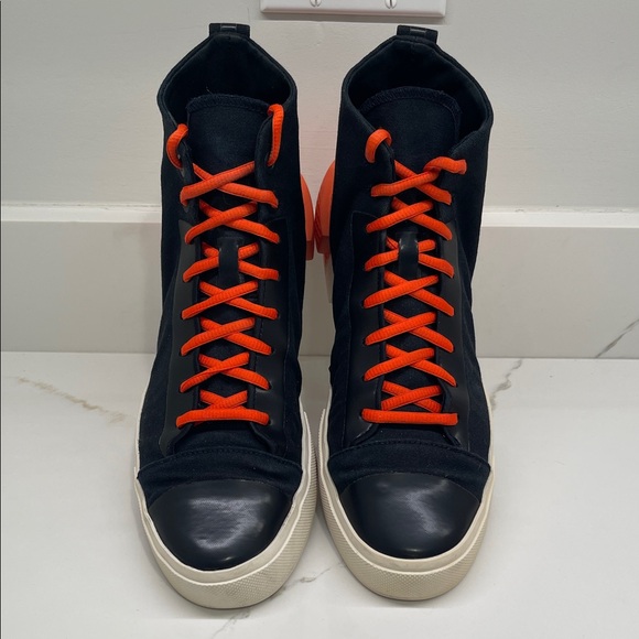 Converse High-Top Black canvas with black rubber accents and Orange foam heel. - Picture 1 of 9